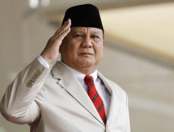 Hari Ini Prabowo Dapat Jenderal Kehormatan Bintang 4