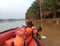 Upaya Pencarian Terus Dilakukan SAR Pekanbaru “Pencarian Korban Tenggelam Di Sungai Indragiri Hulu”