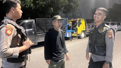 Patroli Dialogis Sentuh Sapa Warga, Polres Jakarta Barat Antisipasi Gangguan Kamtibmas Dimalam Hari