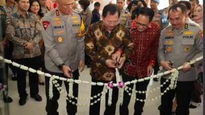 Kapolda Jatim Resmikan Klinik Immunoteraphy Nusantara By Terawan di RS. Bhayangkara Surabaya