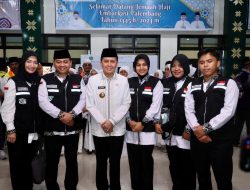 Pj Gubernur Agus Fatoni Lepas Keberangkatan 445 Jemaah Calon Haji Kloter Pertama Embarkasi Palembang