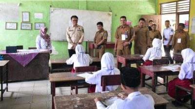 Pj Bupati Kabupaten OKI Kunjungi Sejumlah Sekolah, Dan Cek Fasilitas Belajar
