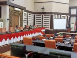 Rapat Paripurna XI XII XIII Dipimpin Langsung Oleh Ketua DPRD OKI