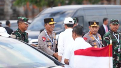 Kapolda Bali Dampingi Kapolri dan Panglima TNI Antar Keberangkatan Presiden RI