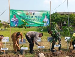 POLSEK MENGANTI MENYAMBUT HARI BHAYANGKARA KE 78 TAHUN 2024 BERSAMA MUSPIKA MELAKUKAN KEGIATAN PENANAMAN POHON