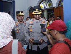 Polisi Berhasil Amankan Ratusan Botol Miras Jenis Arak di Situbondo*