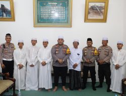 Kapolres Tanjung Perak Silaturahmi dengan Santri dan Pengasuh Ponpes Assalafi Al- Fitrah Surabaya