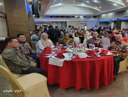 Kadis Kominfo dan Persandian Kab Kampar diwakili Kepala Bidang H. Salmi Hadi, Hadiri Awarding Night HUT ke-4 JMSI dan HPN 2024 Tingkat Provinsi Riau