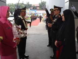 Kapolresta Tangerang Lepas 12 Personil Polri yang Purnabakti Dengan Upacara Pedang Pora