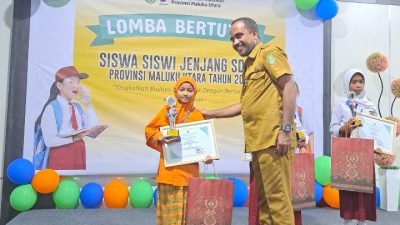 Juara 1 Loba Bertutur Maluku Utara 2024 Oke Bagus