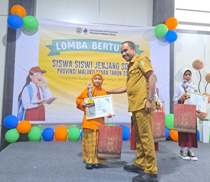 Juara 1 Loba Bertutur Maluku Utara 2024 Oke Bagus