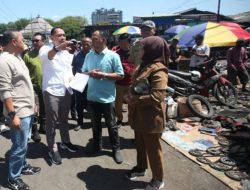 Walikota  Surabaya Cak Eri  Cahyadi ; Tata Pasar Loak dupak Jadi Icon Kota Surabaya