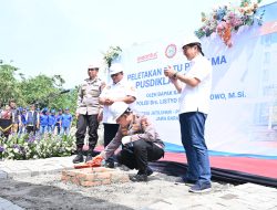 Kapolri Laksanakan Peletakan Batu Pertama Pembangunan Gedung Pusdiklat SPSI di Kawasan Jatiluhur Kab. Purwakarta