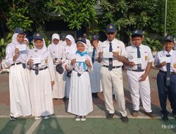 Pembagian Hadiah,, Juara Lomba Memperingati HUT Ke 79 Republik Indonesia Yang Di Laksanakan Oleh SMPN 3 Cikupa   