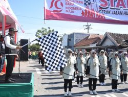 Plt. Bupati Sidoarjo Berangkatkan Peserta Gerak jalan HUT Kemerdekaan RI Kecamatan Wonoayu