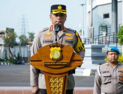 Berikut Daftar Empat Personel Polres Metro Jakarta Barat Yang Mendapatkan Kenaikan Pangkat Pengabdian