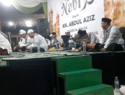 Tingkatkan Silaturahmi Dengan Warga, Babinsa Morokrembangan Ikuti Peringatan Maulid Nabi Muhammad SAW di Wilayah Binaan