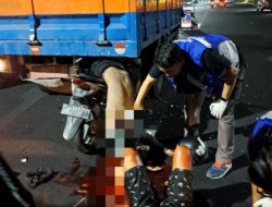 Laka lantas Motor berboncengan menabrak Truk, Satu Meninggal dunia dan satunya Kritis