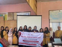 TIM PKM Program Studi D3 Fisioterapi Universitas Abdurrab Edukasi Pelajar Tentang Teknik Mengangkat Dan Mengangkut Untuk Menjaga Postur Tulang Belakang