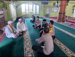 Usai Shalat Jumat, Satuan Samapta Polres Kampar Sampaikan Pesan Kamtibmas ke Jamaah Masjid