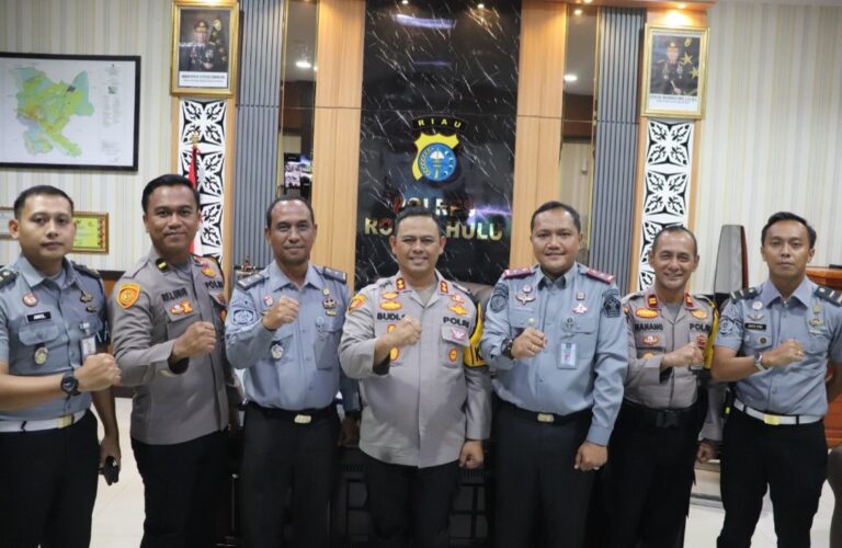 Jalin Silaturahmi Dan Jaga Sinegritas, Kalapas Kelas IIB Pasir Pengaraian Sambangi Polres Rokan Hulu