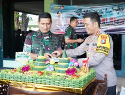 Kejutan Istimewa Kapolresta Sidoarjo kepada Korem 084/BJ di HUT Ke-79 TNI