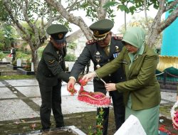 Rangkaian HUT TNI Ke 79, Kodim 0402/OKI Laksanakan Ziarah, Berikan Santunan Serta Anjangsana