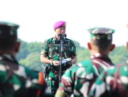 Kuatkan Fisik dan Mental Jalasena Muda, Dankodiklatal Buka Dikmaba TNI AL Angkatan 44/2 TA. 2024