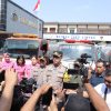 HKGB ke 72 Bhayangkari Polres Lamongan Dropping 107.000 Liter Bantuan Air Bersih