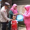 Polisi Peduli, Polres Malang Distribusikan Ratusan Paket Sembako untuk Warga Kurang Mampu