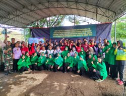 Kodim 0817/Gresik bersama Persit Kartika Chandra Kirana Cabang XLIV Gelar Bakti Sosial di TPA Ngipik Peringati Hari Ibu ke-96 Tahun 2024.