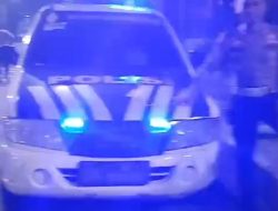 Satlantas dan Satmapta polsek Wonocolo Tingkatkan Giat Blue Light Patrol di Seputaran Wilhum Wonocolo.