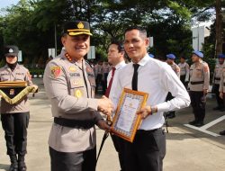 Upacara Pemberian Penghargaan kepada Anggota Terbaik Polresta Tangerang