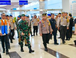 Kapolri Pastikan pengamanan, Kelayakan Kapal, dan Mitigasi Bencana Libur Natal dan Tahun Baru