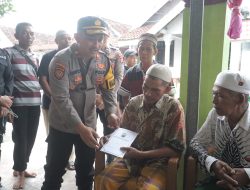 Polres Mojokerto Beri Santunan Duka Kepada Korban Ledakan di Puri