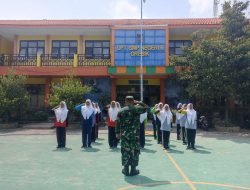 Koramil 0817/12 Sidayu Latih Siswa SMPN 6 Sidayu untuk Cinta Tanah Air dan Disiplin
