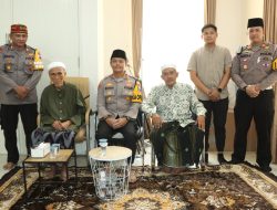 Perkuat Sinergitas bersama Tokoh Agama, Kapolres Gresik Silaturahmi ke Ponpes Mambaus Sholihin