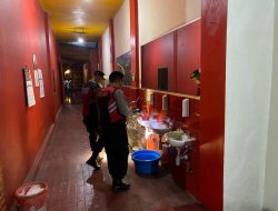 Polres Nganjuk Terjunkan Tim Sterilisasi di Klenteng Jelang Perayaan Imlek 2025