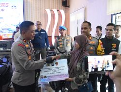 Polres Madiun Kota Temukan dan Serahkan Motor yang Hilang, Korban Curanmor Tersenyum Riang