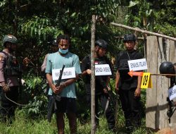 Satgas Ops Damai Cartenz Secara Profesional Gelar Rekonstruksi Keterlibatan Nikson Matuan Saat Penembakan Anggota Brimob