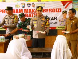 Kepedulian Polres Gresik Gelar Program Makan Bergizi Gratis untuk Siswa SDN Ngimboh di Wilayah utara