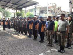 Sinergitas Tiga Pilar di Asemrowo, TNI-Polri dan Satpol PP Gelar Olahraga Bersama
