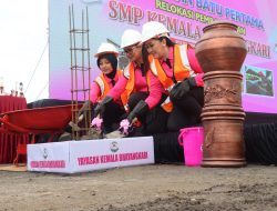 Ny. Juliati Sigit Prabowo Lakukan Peletakan Batu Pertama Pembangunan SMK Kemala Bhayangkari, Tanda Komitmen Pendidikan