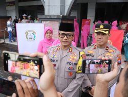 Polres Trenggalek Gelar Pengobatan Gratis dan Berbagi Takjil Sambil Ngabuburit