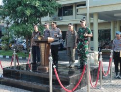 Apel Gelar Pasukan Operasi Ketupat Semeru 2025, Polres Nganjuk Siap Amankan Arus Mudik dan Balik