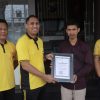 Kapolres Blitar Kota Beri Penghargaan Kepada Warga yang Bantu Ungkap Kasus Pembakaran Mobil