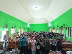 Babinsa Hadiri Kegiatan Inovatif Pemberian Tablet Tambah Darah di SMU Negeri 1 Menganti