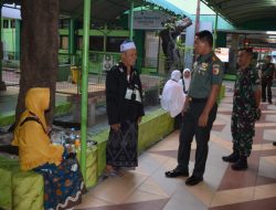 Dandim Surabaya Pantau Keberangkatan Jemaah Haji di Asrama Haji Sukolilo