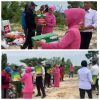 Hari Bhayangkara ke-79 Polres Lamongan Salurkan Bansos untuk Pemulung di TPA