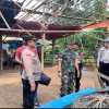 Personel Gabungan Polres Pasuruan Bongkar Arena Sabung Ayam di Purwodadi